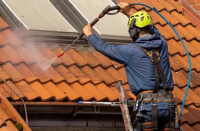 Démoussage et hydrofuge de toiture à Martinpuich